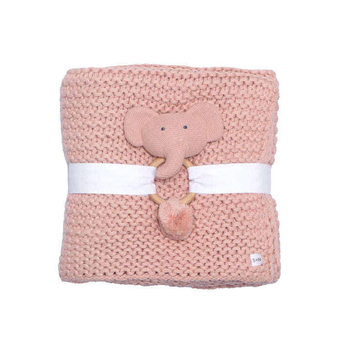 Chunky Knit Blanket + Rattle Set in Pink Pearl